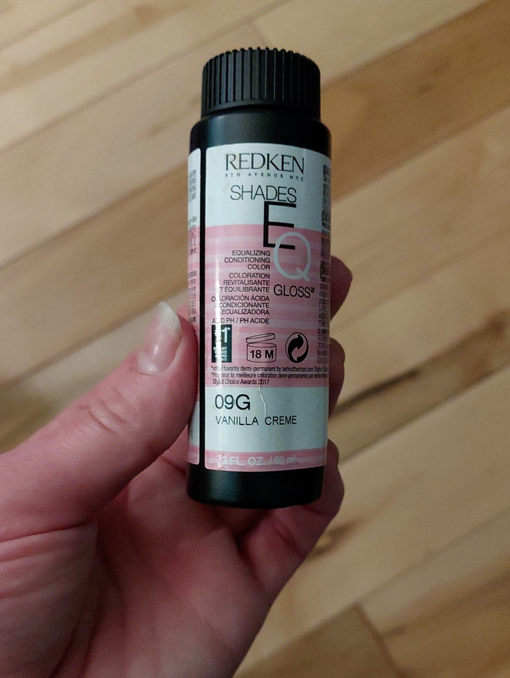Redken Shades EQ Gloss 09G Vanilla Creme - Liquid Hair Color